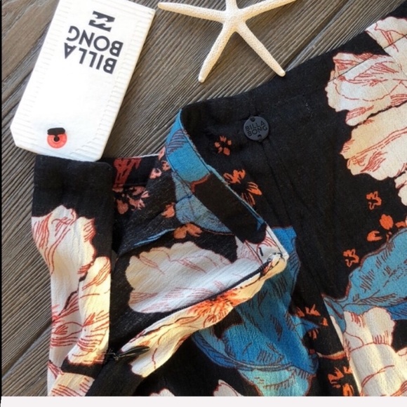 🌴🌼BILLABONG- BEACH PANTS/COVER UP🌼🌴 - Picture 10 of 10